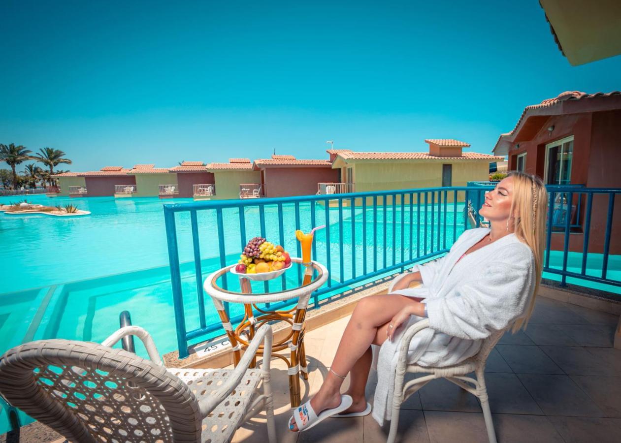 Titanic Palace Families And Couples Only Hurghada Exterior photo A woman relaxing at a resort