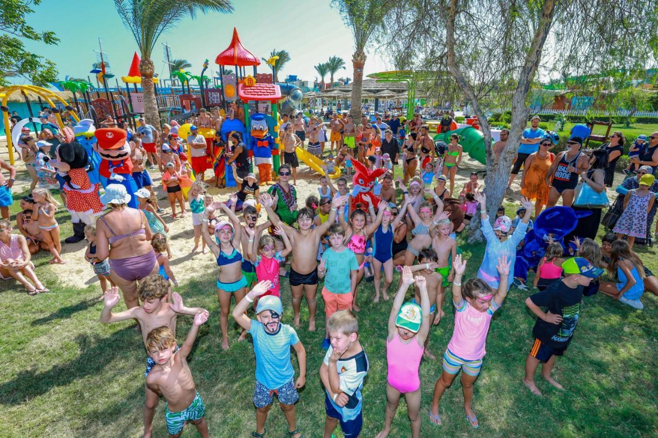 Titanic Palace Families And Couples Only Hurghada Exterior photo Aqua Park