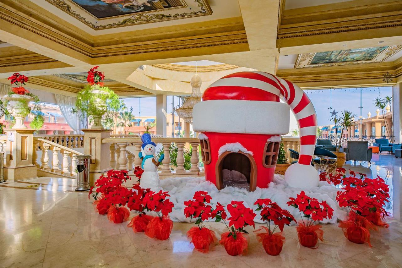 Titanic Palace Families And Couples Only Hurghada Exterior photo The lobby of the Wynn Las Vegas decorated for the holiday season.