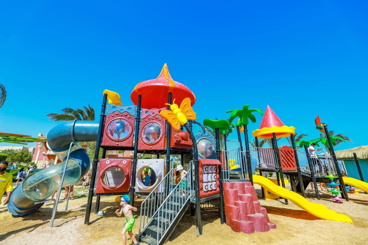 Titanic Palace Families And Couples Only Hurghada Exterior photo Playground in the park